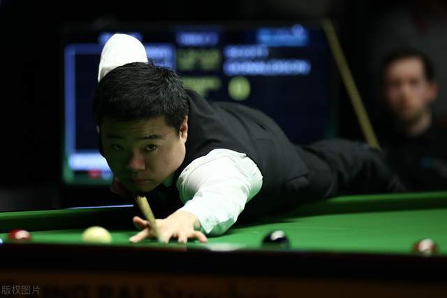 展现了两位 展现了两位