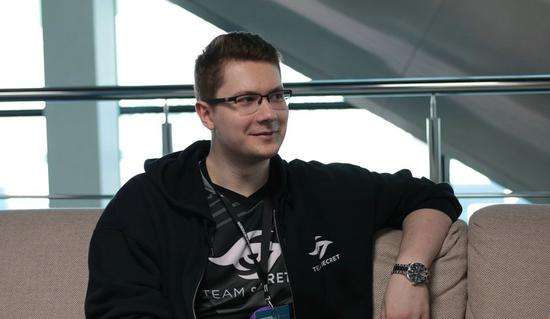 表现终于在 表现终于在