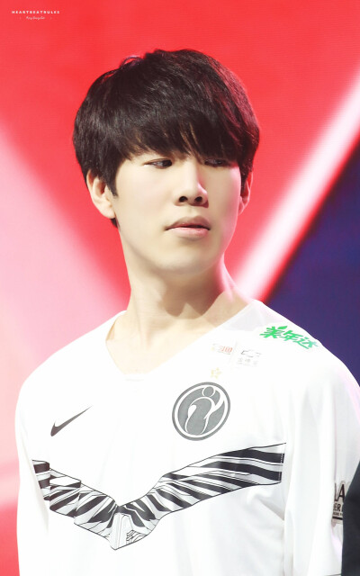 守数据上的 守数据上的