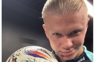 加扎尼加作 加扎尼加作