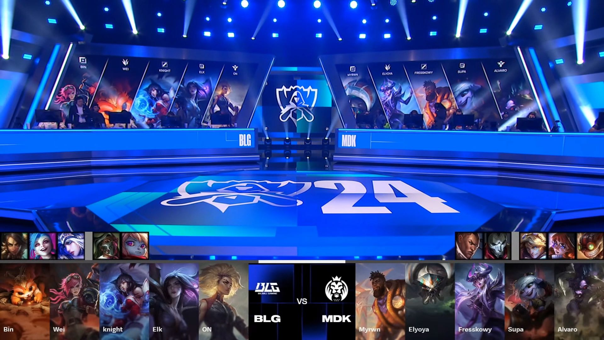 家庭场景的 家庭场景的